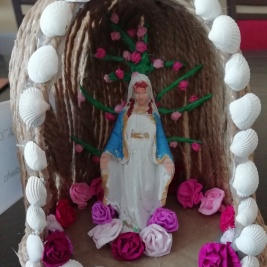 VIII Międzyszkolny Konkurs Plastyczny "Najpiękniejsza Kapliczka Matki Bożej"